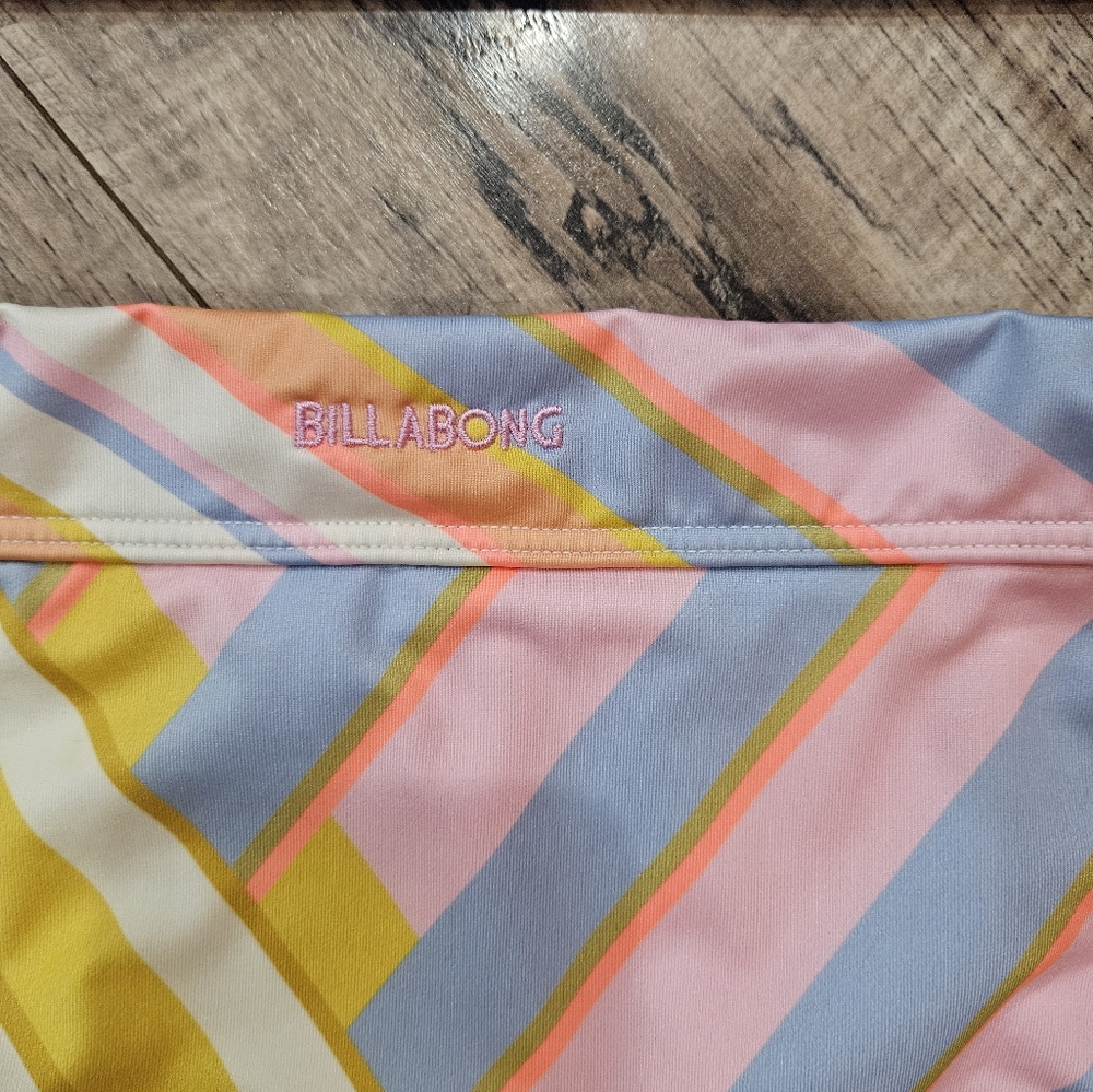 Billabong Break of Dawn Plunge Bikini Top and Maui Rider Bikini Bottoms size Med - Picture 3 of 4